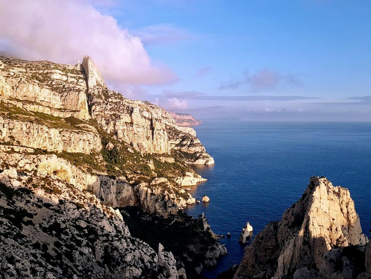 Vue Mer Le Panoramique Vieux-Port De Марсилия Екстериор снимка